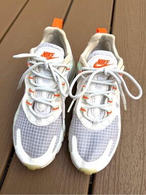 Nike React Vision Air Sneakers Women’s 5 White Mint Neon Orange Running shoes